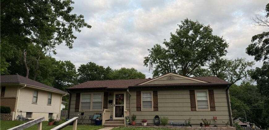 5001 N Michigan Avenue, Kansas City, MO 64118