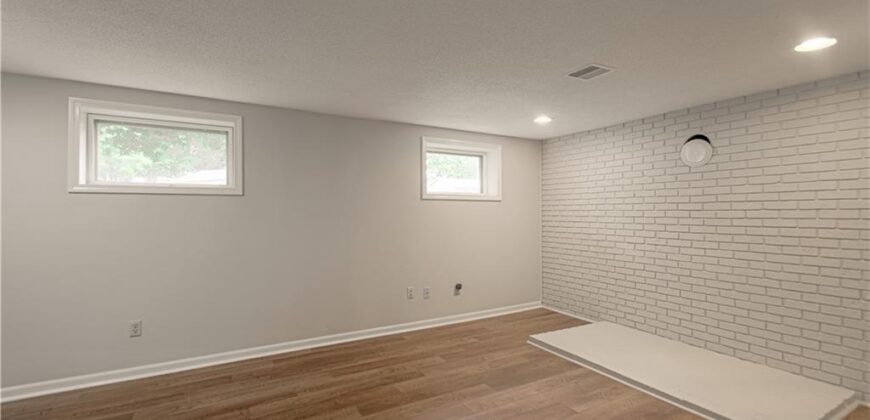 441 Wilshire Boulevard, Liberty, MO 64068