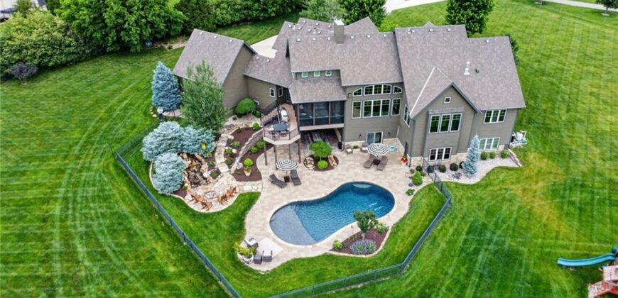 7975 NW Breckenridge Drive, None/County, MO 64152