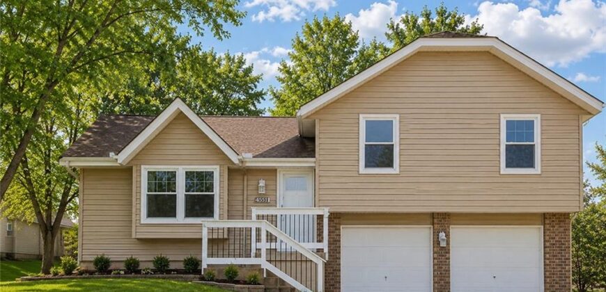 6537 NW Gilly Road, Kansas City, MO 64152