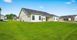 703 Ridge Drive, Smithville, MO 64089