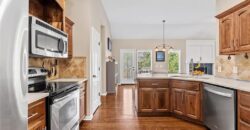 9704 N Donnelly Avenue, Kansas City, MO 64157