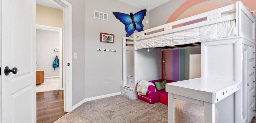 9704 N Donnelly Avenue, Kansas City, MO 64157