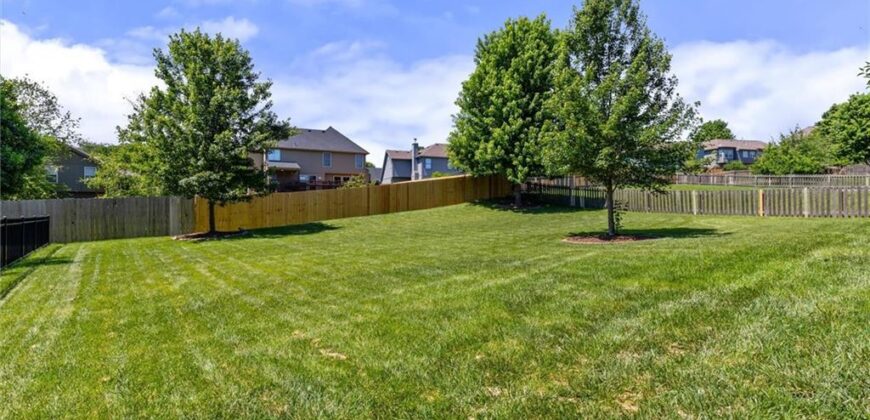 9704 N Donnelly Avenue, Kansas City, MO 64157