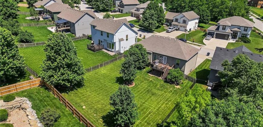 9704 N Donnelly Avenue, Kansas City, MO 64157