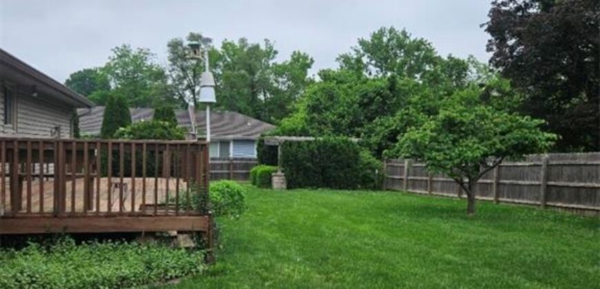 7101 Fulton Road, Pleasant Valley, MO 64068