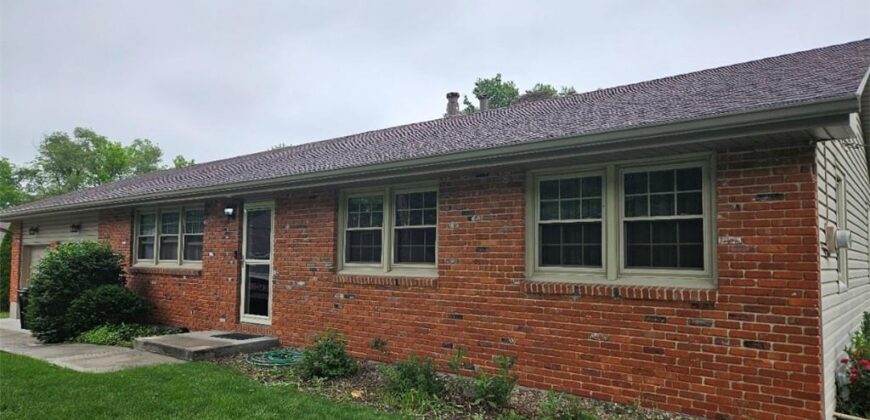 7101 Fulton Road, Pleasant Valley, MO 64068