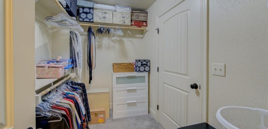 13305 N Copper Ridge Drive, Platte City, MO 64079