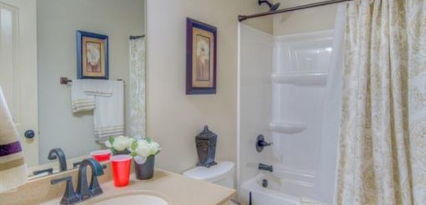13305 N Copper Ridge Drive, Platte City, MO 64079
