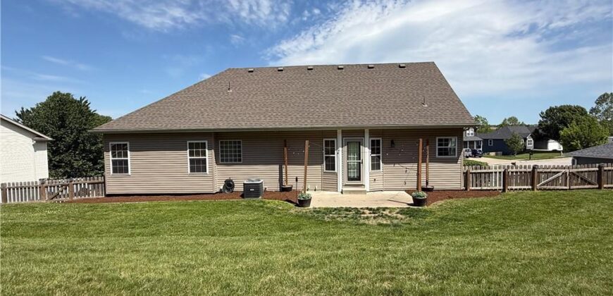 27175 Webster Court, Weston, MO 64098