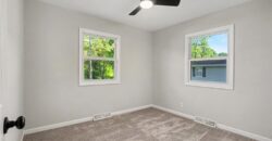 305 Hawthorne Street, Smithville, MO 64089
