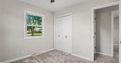 305 Hawthorne Street, Smithville, MO 64089