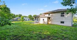 305 Hawthorne Street, Smithville, MO 64089