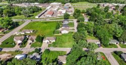 305 Hawthorne Street, Smithville, MO 64089
