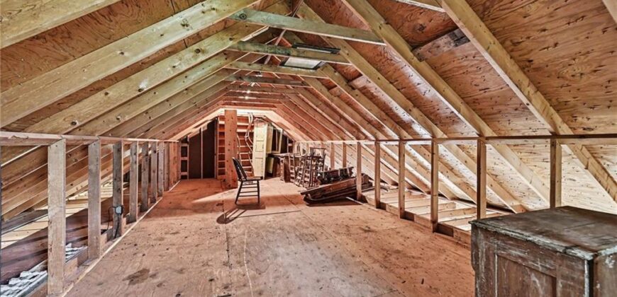 308 S Bridge Street, Smithville, MO 64089
