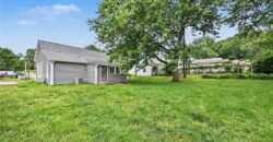 308 S Bridge Street, Smithville, MO 64089