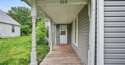 308 S Bridge Street, Smithville, MO 64089