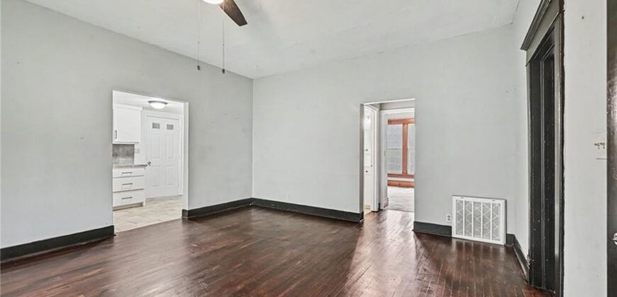 308 S Bridge Street, Smithville, MO 64089