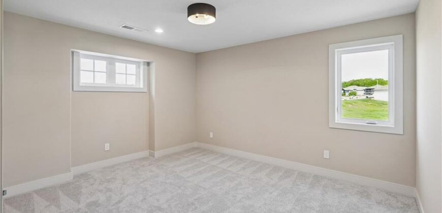 2728 NE 91st Place, Kansas City, MO 64156