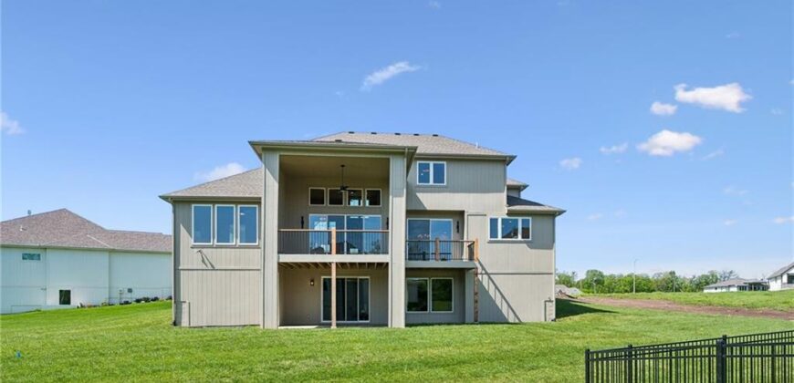 2728 NE 91st Place, Kansas City, MO 64156