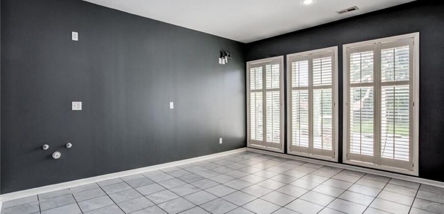 12670 Oak Harobr Drive, Platte City, MO 64079