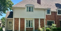 8399 Waukomis Drive, Kansas City, MO 64154