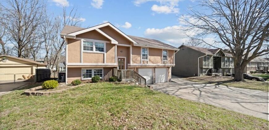 22 NW 101ST Place, Kansas City, MO 64155