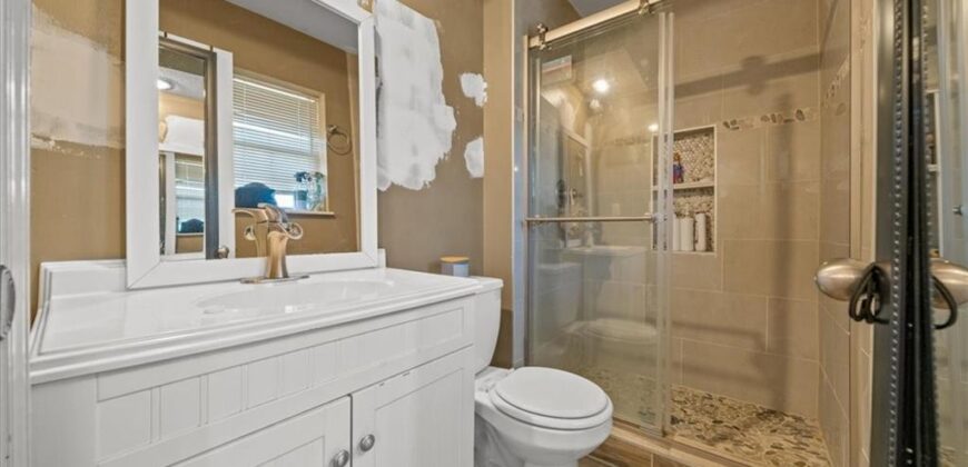 22 NW 101ST Place, Kansas City, MO 64155