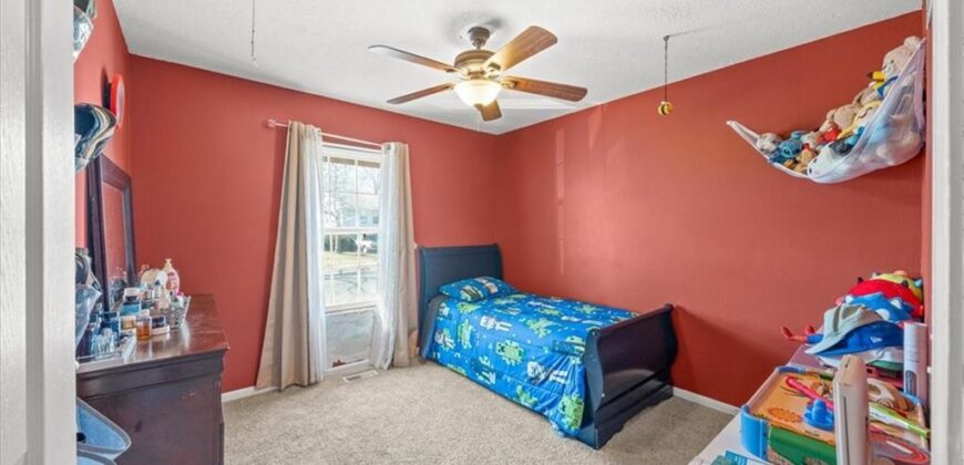 22 NW 101ST Place, Kansas City, MO 64155