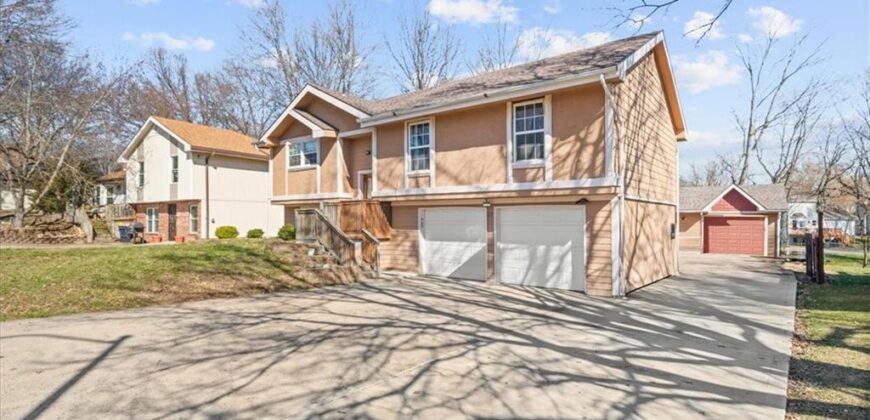 22 NW 101ST Place, Kansas City, MO 64155