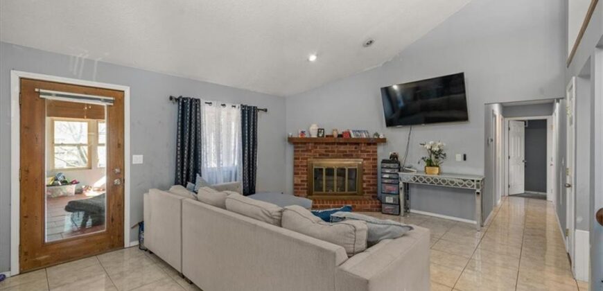 22 NW 101ST Place, Kansas City, MO 64155