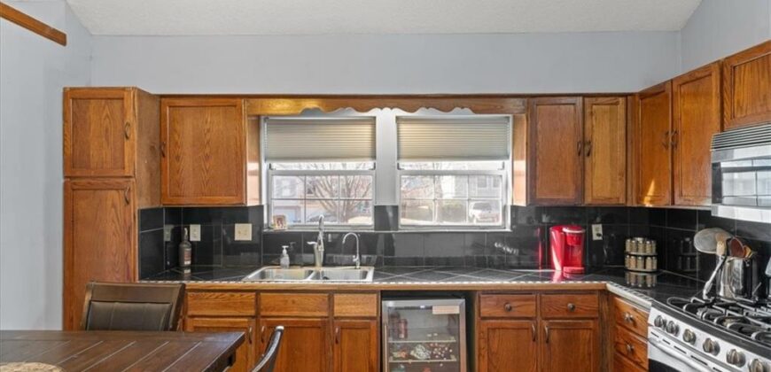 22 NW 101ST Place, Kansas City, MO 64155