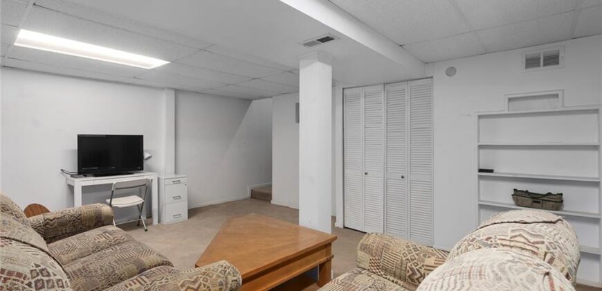 801 NE 113th Street, Kansas City, MO 64155