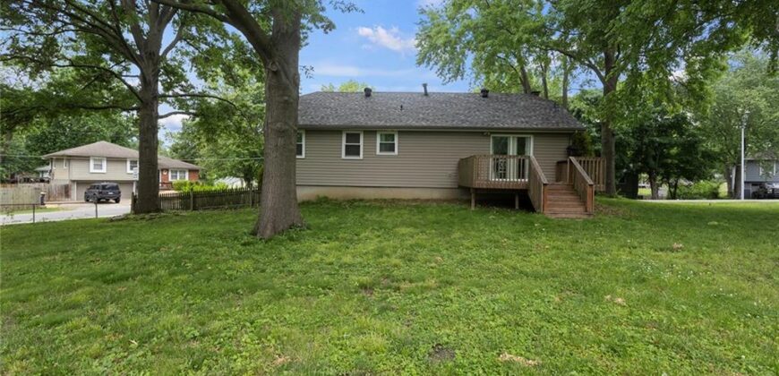 801 NE 113th Street, Kansas City, MO 64155
