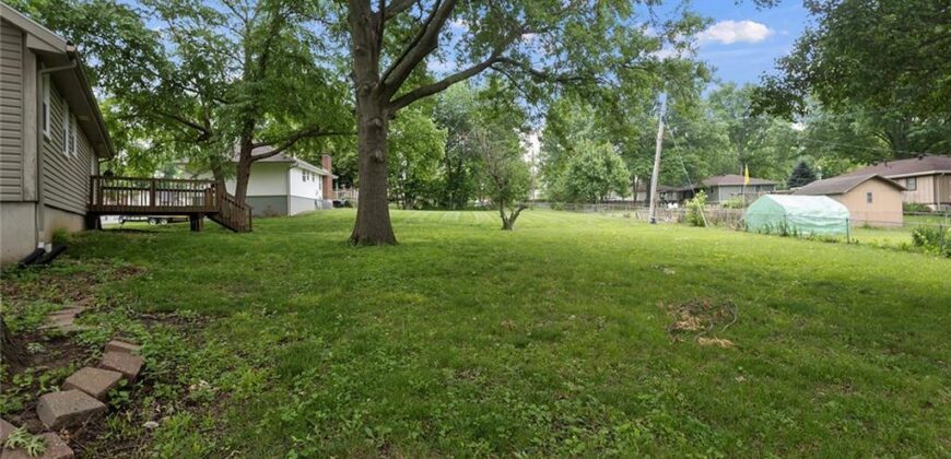 801 NE 113th Street, Kansas City, MO 64155