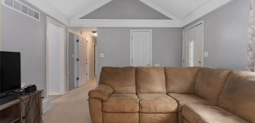 801 NE 113th Street, Kansas City, MO 64155