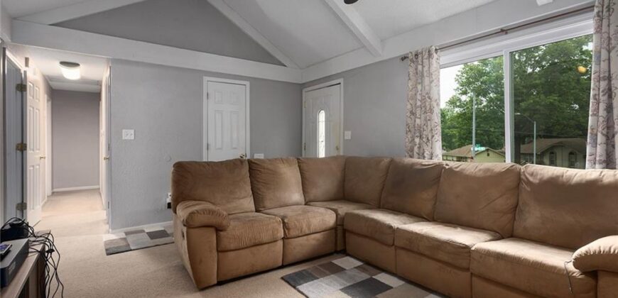 801 NE 113th Street, Kansas City, MO 64155