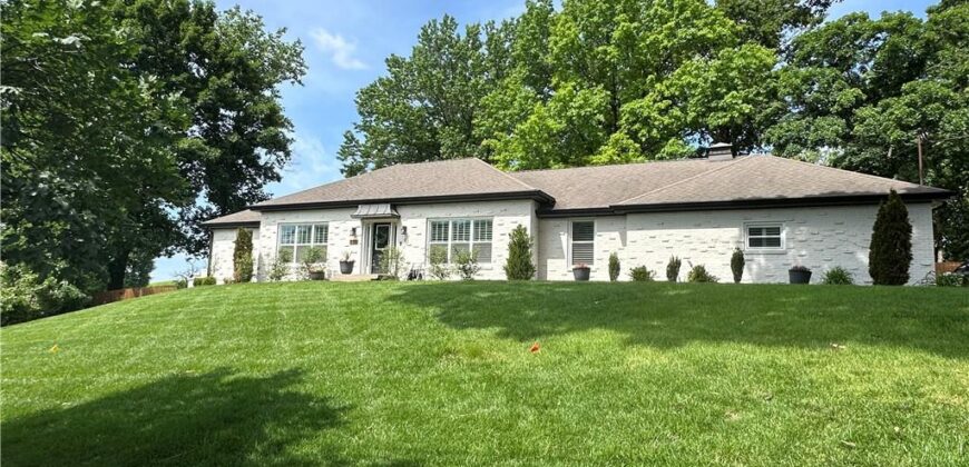 850 NW Valley Lane, Riverside, MO 64150
