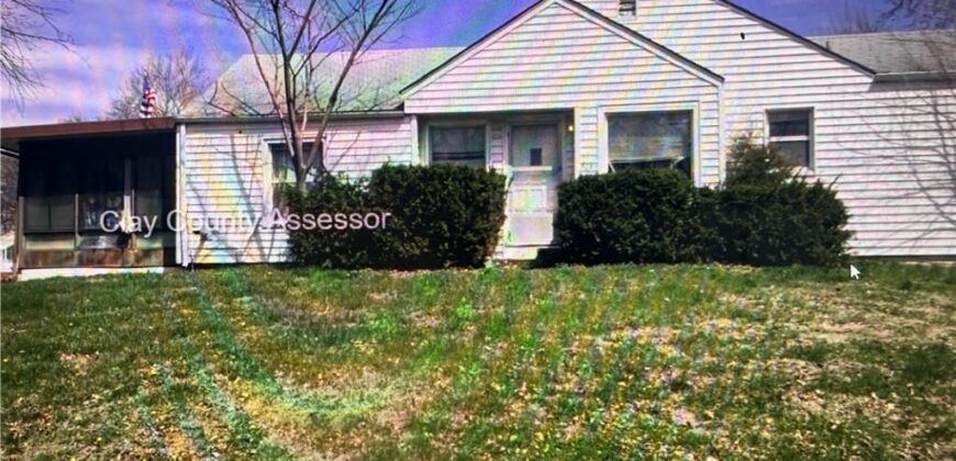 1325 NE Marvin Court, Kansas City, MO 64118