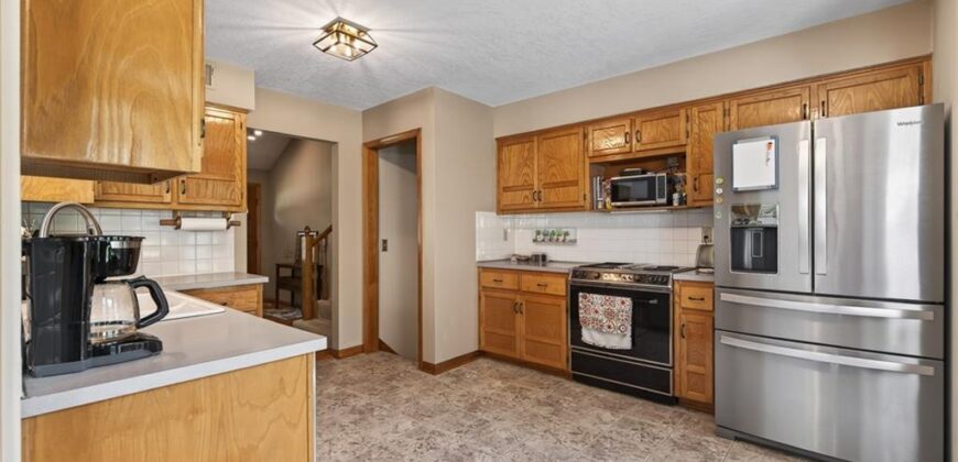 9803 NW 85th Terrace, Kansas City, MO 64153
