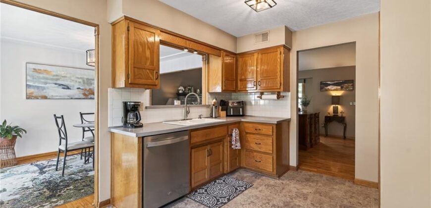 9803 NW 85th Terrace, Kansas City, MO 64153