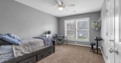 1327 Huntington Drive, Liberty, MO 64068
