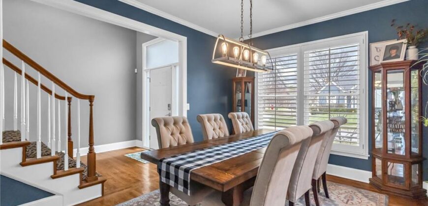 1327 Huntington Drive, Liberty, MO 64068