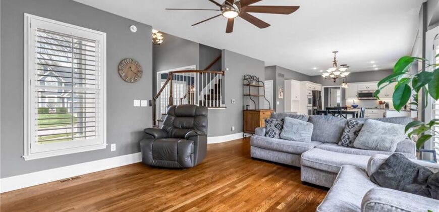 1327 Huntington Drive, Liberty, MO 64068