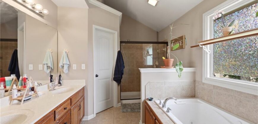 7361 N Congress Avenue, Kansas City, MO 64152