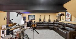 4728 NW 92 Street, Kansas City, MO 64154