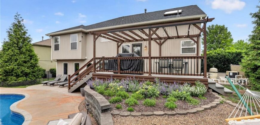 4728 NW 92 Street, Kansas City, MO 64154