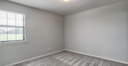 140 Stonebridge Lane, Smithville, MO 64089