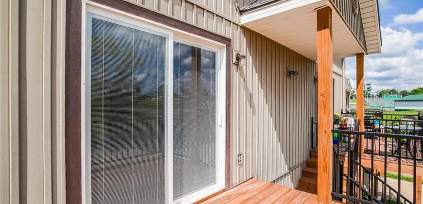 140 Stonebridge Lane, Smithville, MO 64089