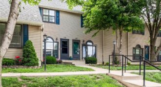 140 Stonebridge Lane, Smithville, MO 64089